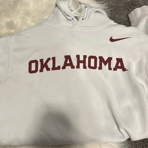 men’s large nike oklahoma sweatshirt